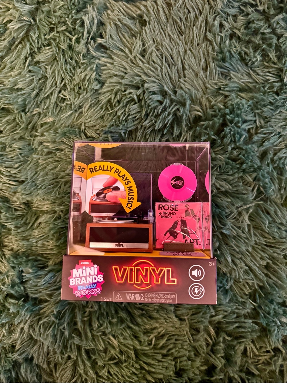 Mini Brands Really Works Vinyl Record Player Series 1 In Hand